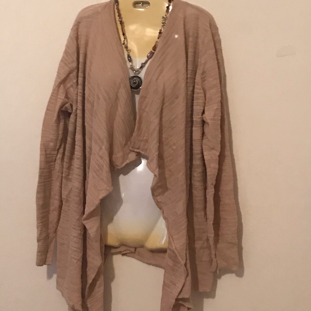 Plus Size Shawl with sleeves. 18/20 Lane Bryant
